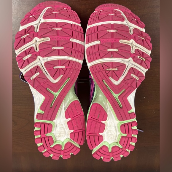 Brooks Ravenna 5 Woman’s Running Shoes Size 8.5 - Picture 4 of 6